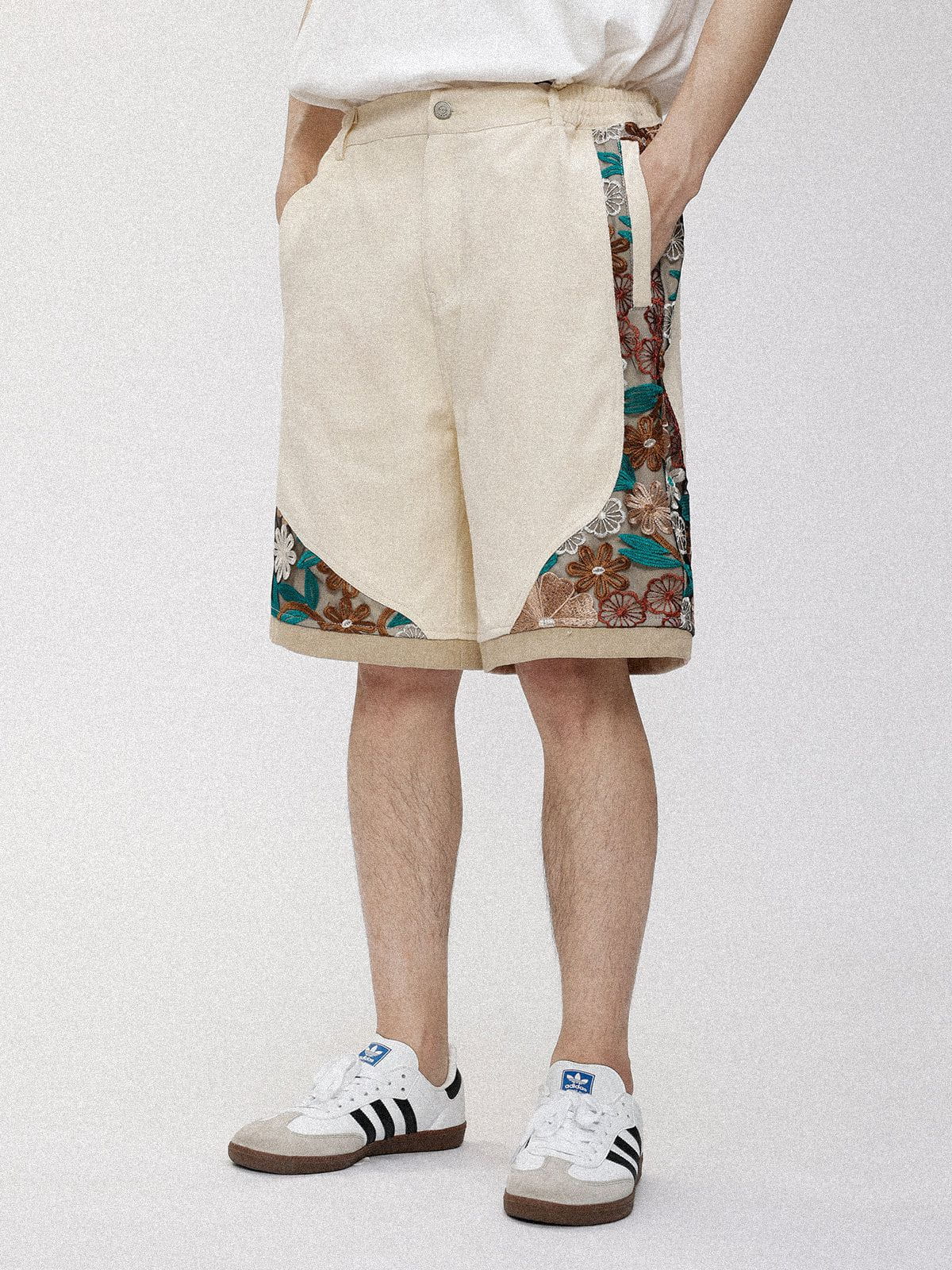 90s Embroidered Cargo Shorts