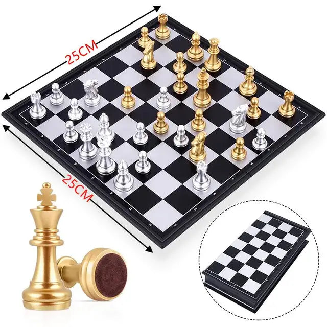 Mittelalterliches Schachspiel mit hochwertigem Schachbrett, 32 Schachfiguren aus Gold und Silber, magnetisches Brettspiel,